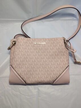 Michael Kors Ballet Pink Logo Crossbody Bag (NWOT and hard to find).